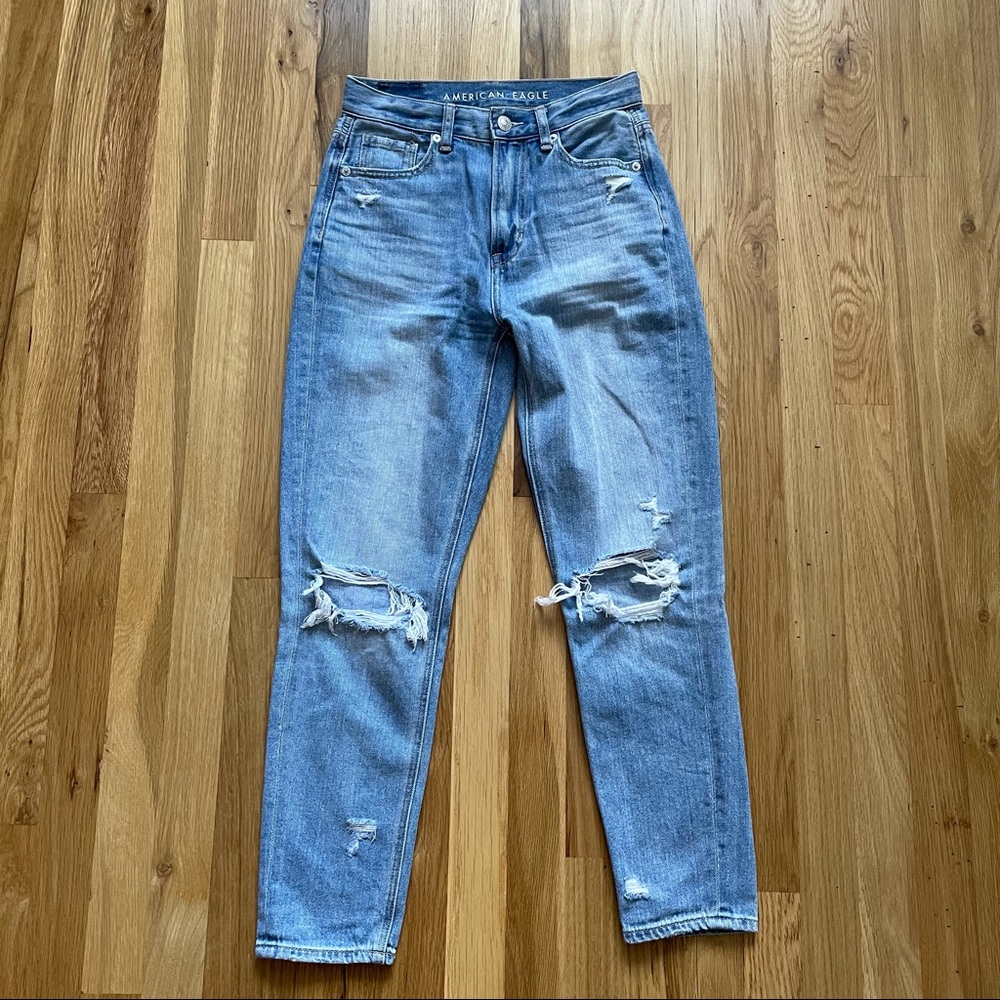 American Eagle Mom Jeans